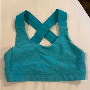 Lululemon sports bra